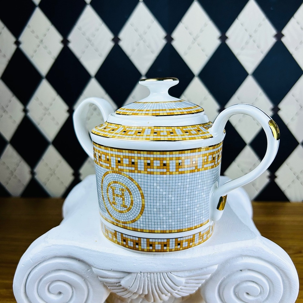 Hermès Mosaique au 24 Porcelain Sugar Bowl with Lid - Picture 5 of 7